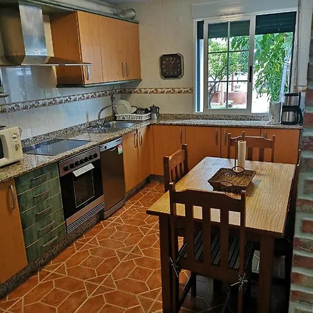 Casa Con Jardin En Del Morrazo, Longan 65
